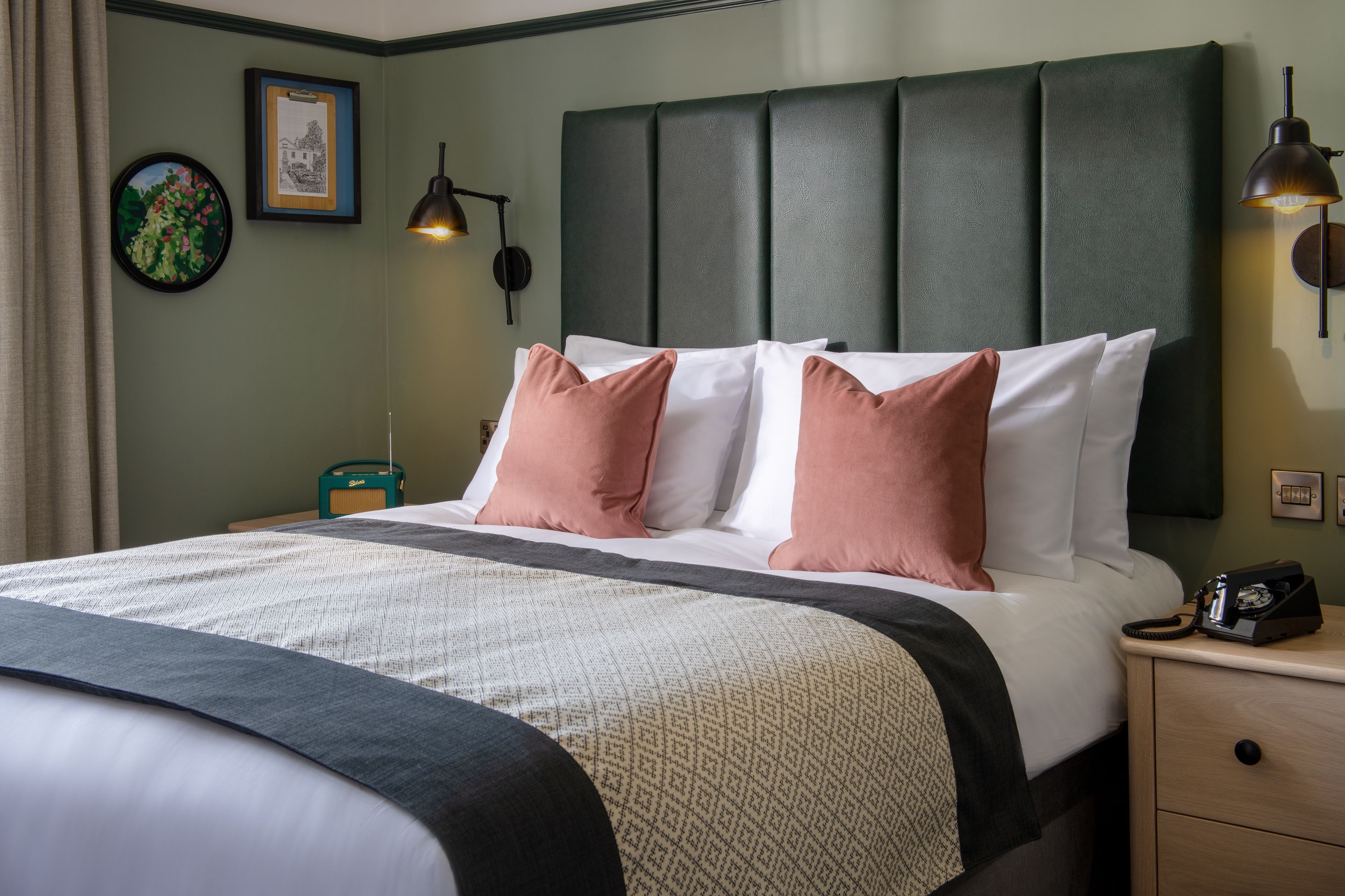 Dinner, Bed & Breakfast £159